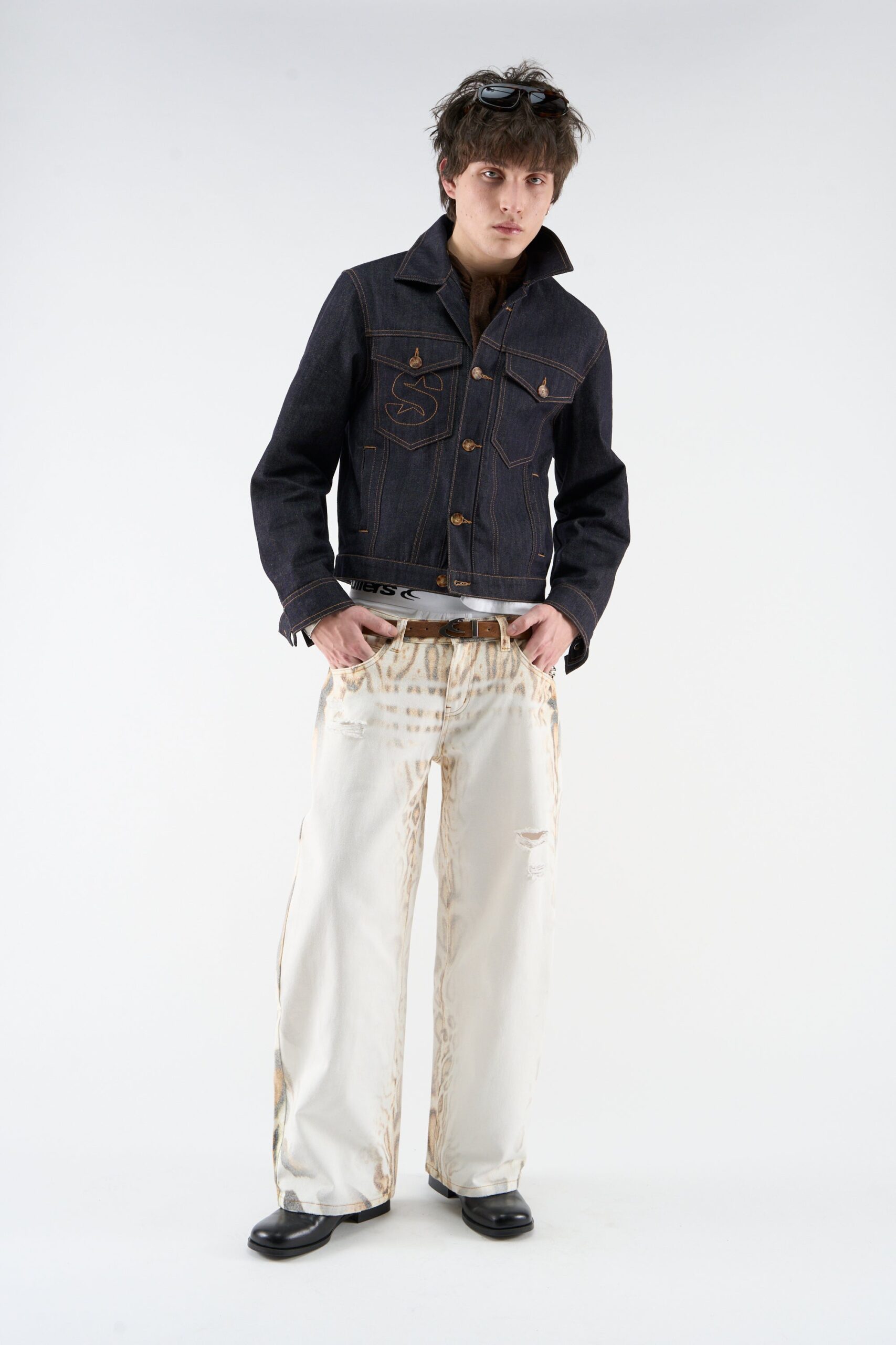 DROP_30074_c1f23f97-be40-482d-933e-a4258cff3847 NIY 26 Brown LongsleeveBrown striped - Image 1